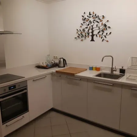 Kroezenest בית נופש רורלו